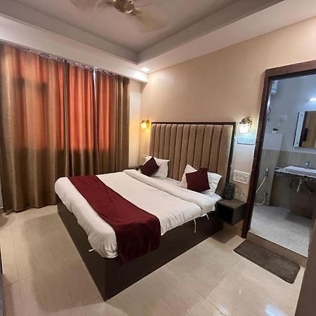Hotel The Divine Oak à Katra  Extérieur photo