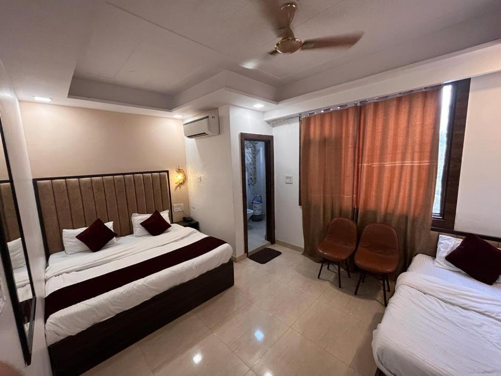 Hotel The Divine Oak à Katra  Extérieur photo